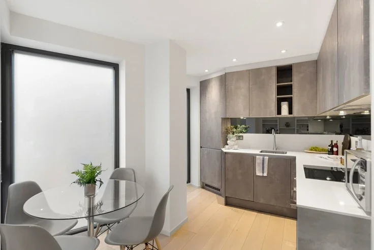 Flat Hornsey Road in Greater London