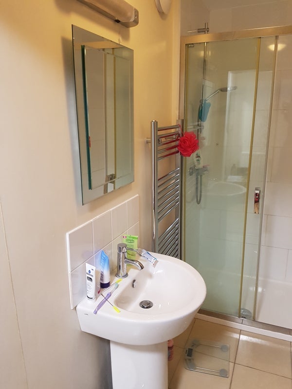 Room Midship Close in Greater London