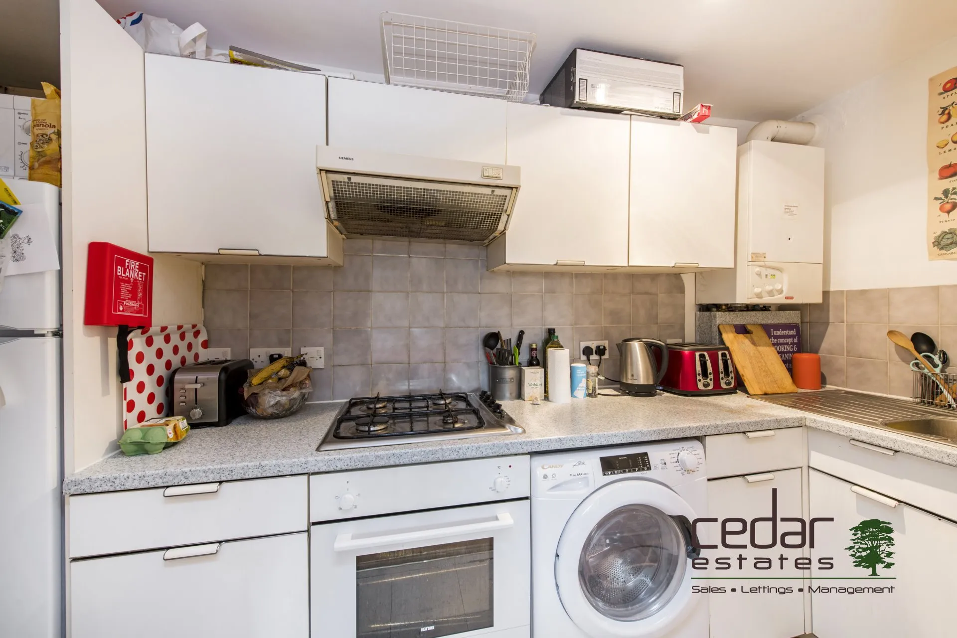 Flat Mapesbury Road in Greater London