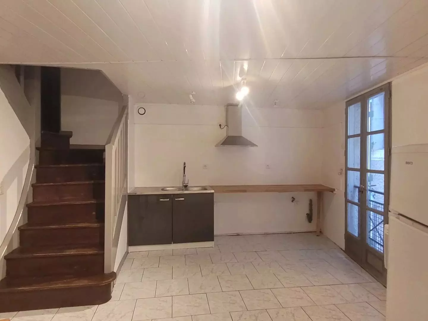 Appartement Rue Costayral à Puy-l'Évêque