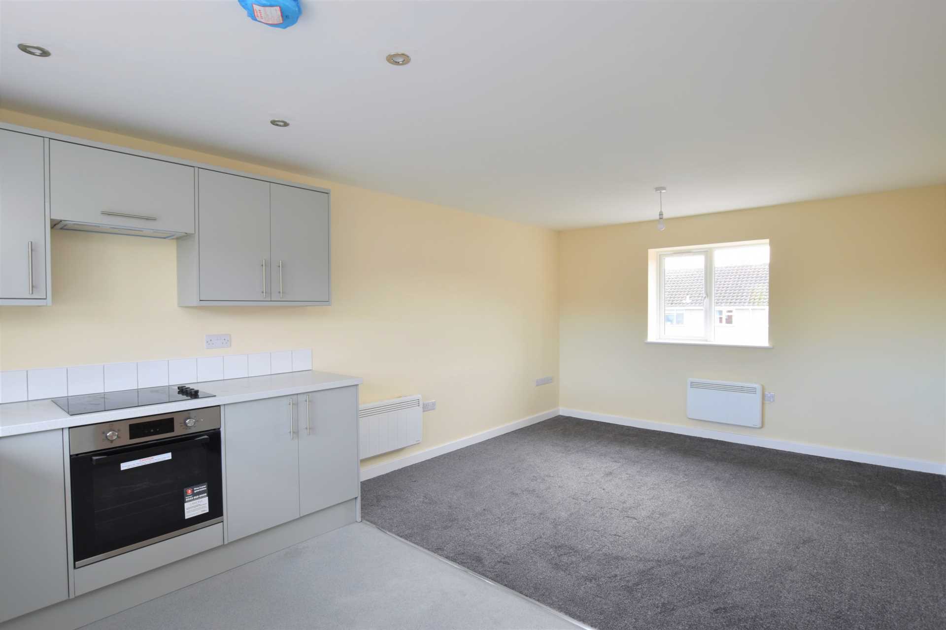 Flat Elgar Avenue in Malvern Hills