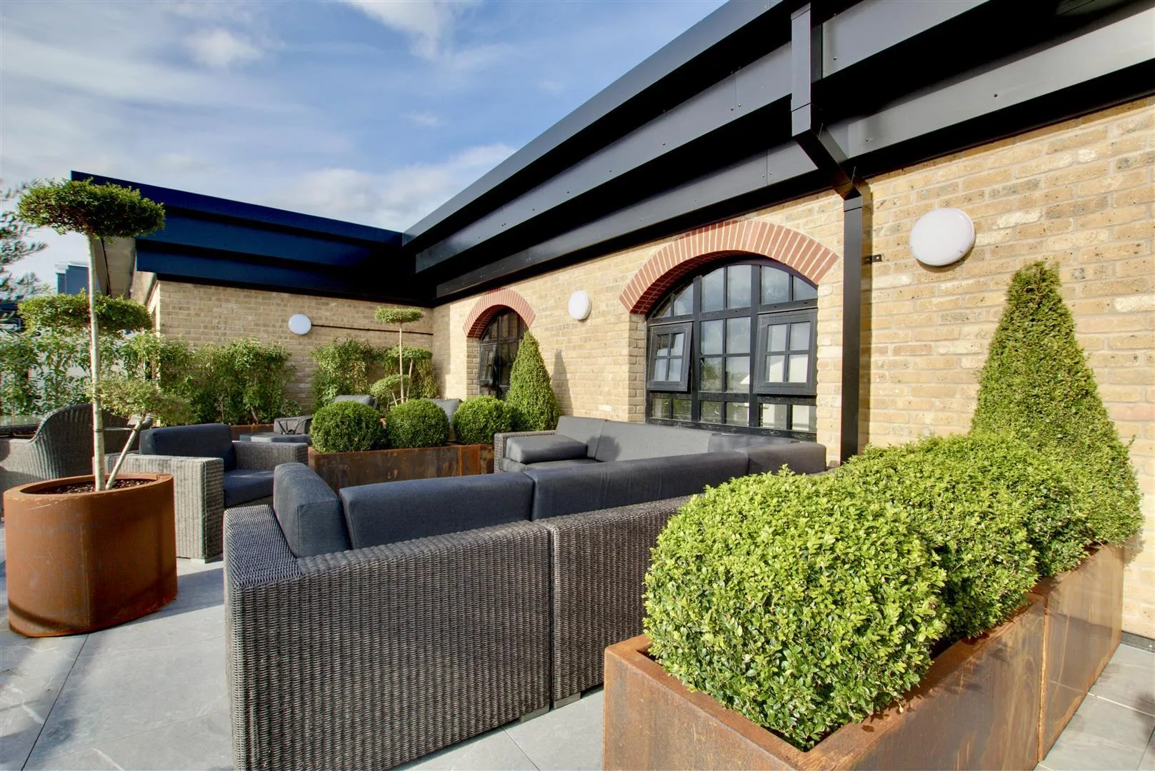 Flat College Road in Cheshunt