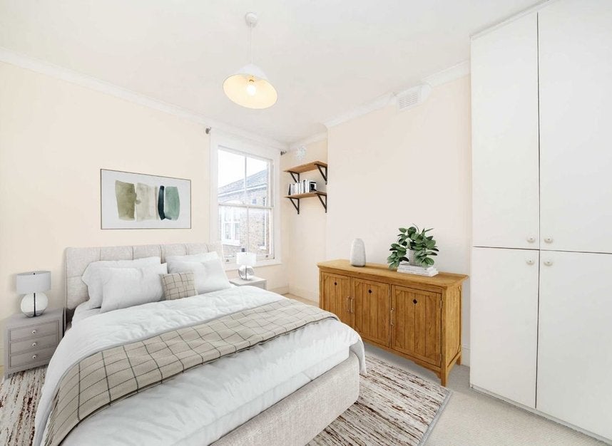 Flat Broughton Street in Greater London