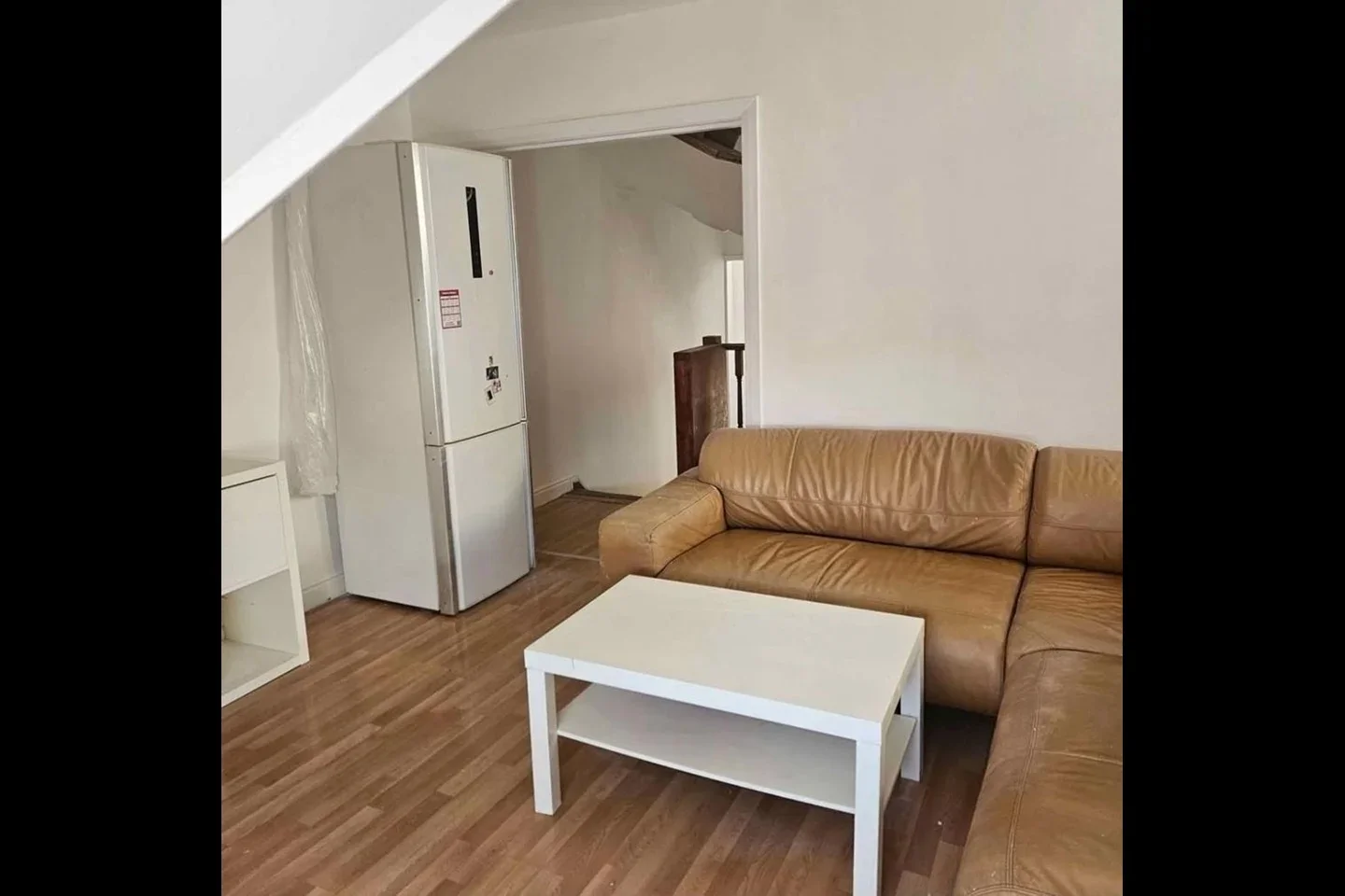 Flat Temple Road in Greater London