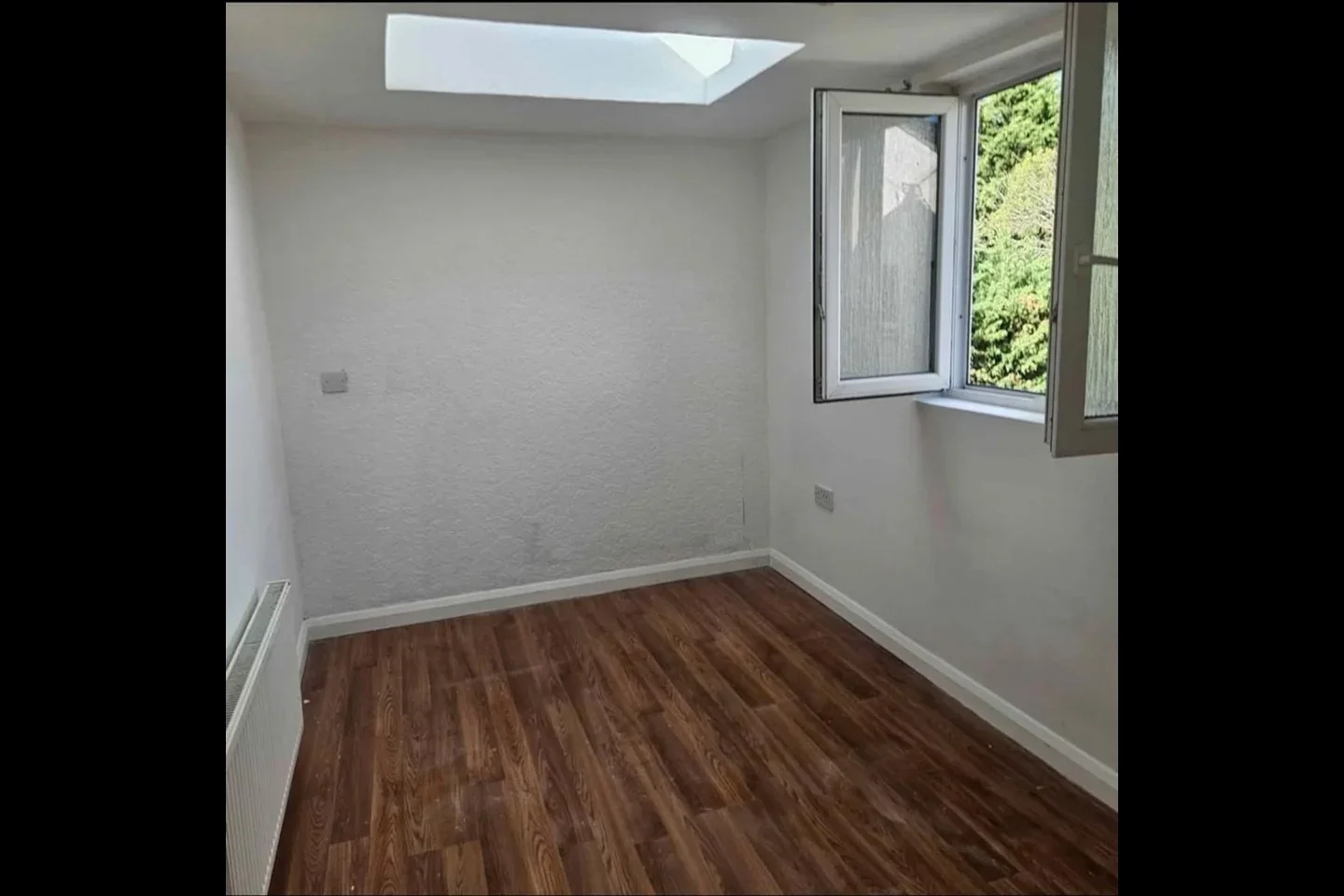 Flat Temple Road in Greater London
