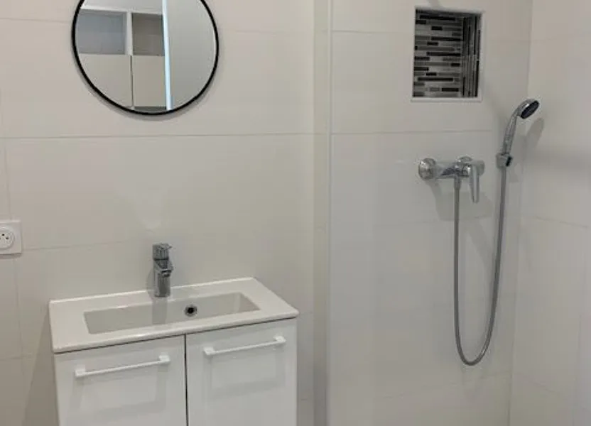 Appartement Avenue Feuchères à Nîmes