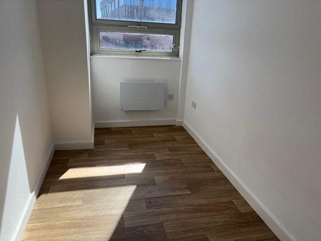 Flat Stuart Street in Luton