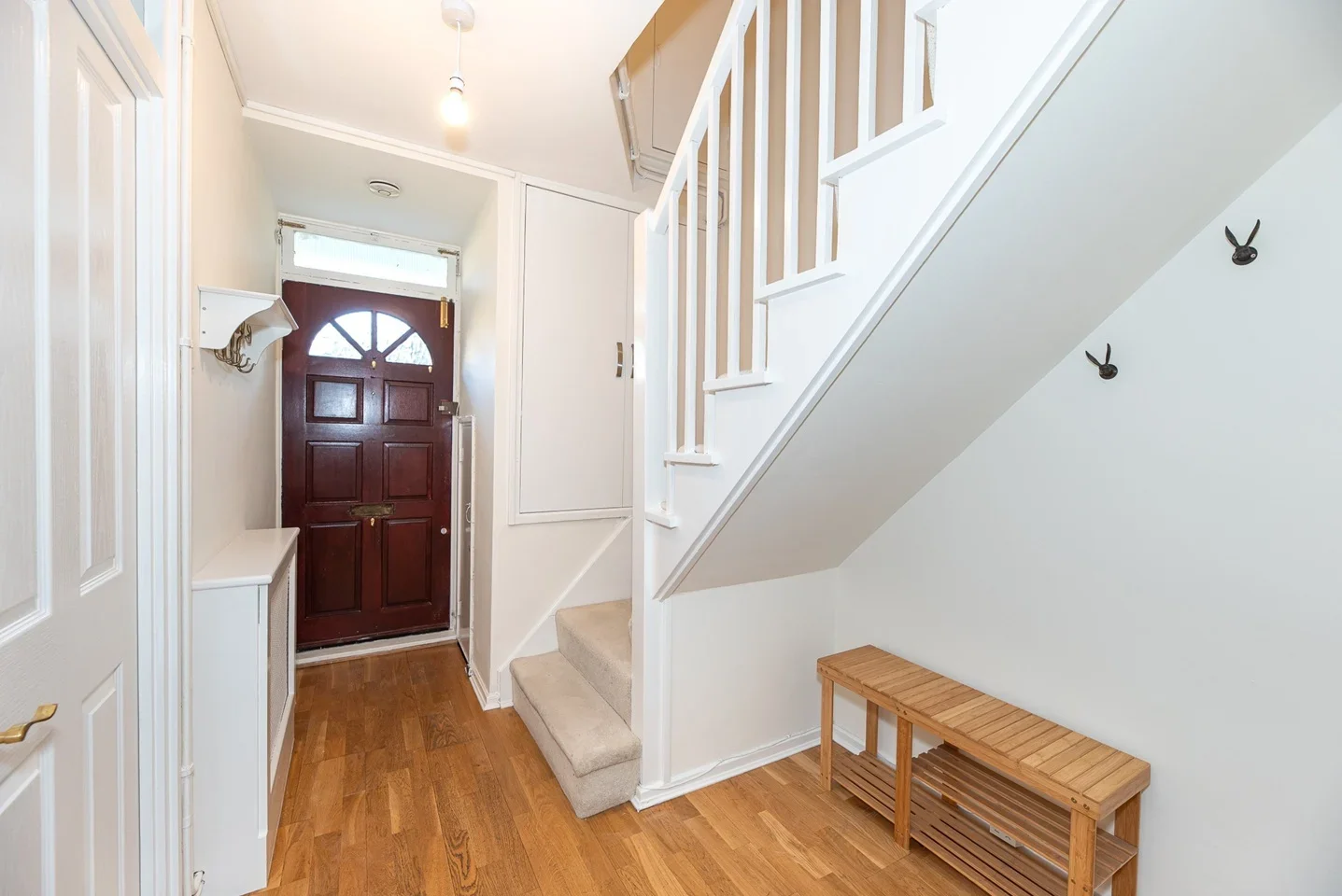 Flat Macaulay Road in Greater London