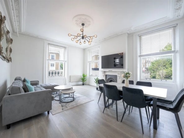 Flat Haverstock Hill in Greater London