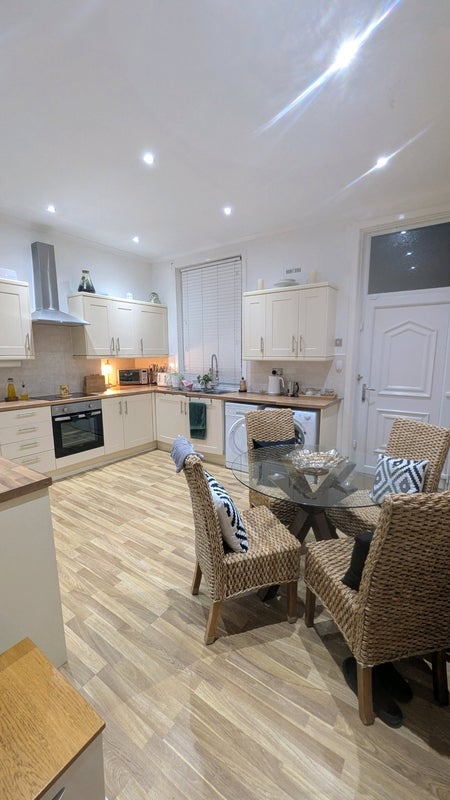 Room South Parade in Kirklees