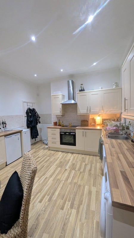 Room South Parade in Kirklees