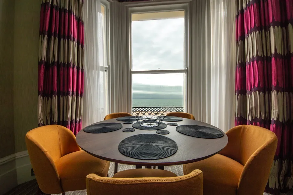 Flat Royal Parade in Eastbourne