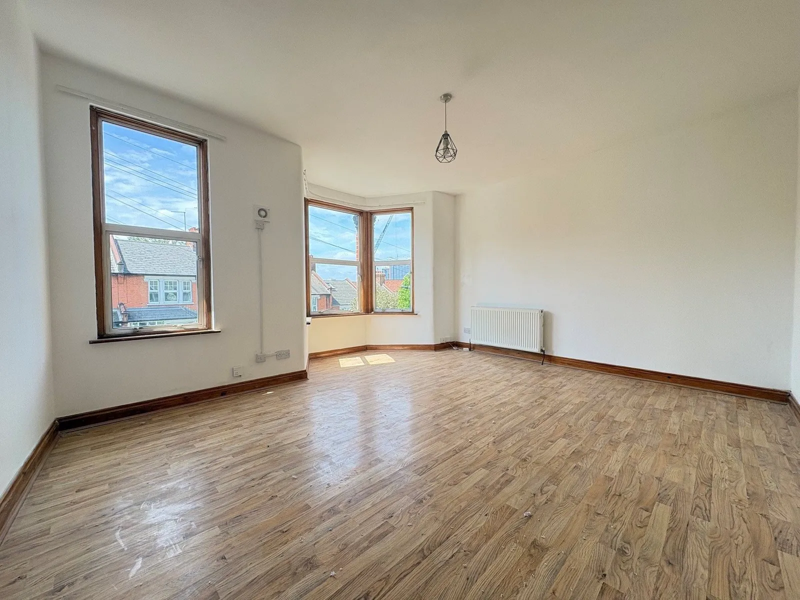 Flat Howard Road in Greater London