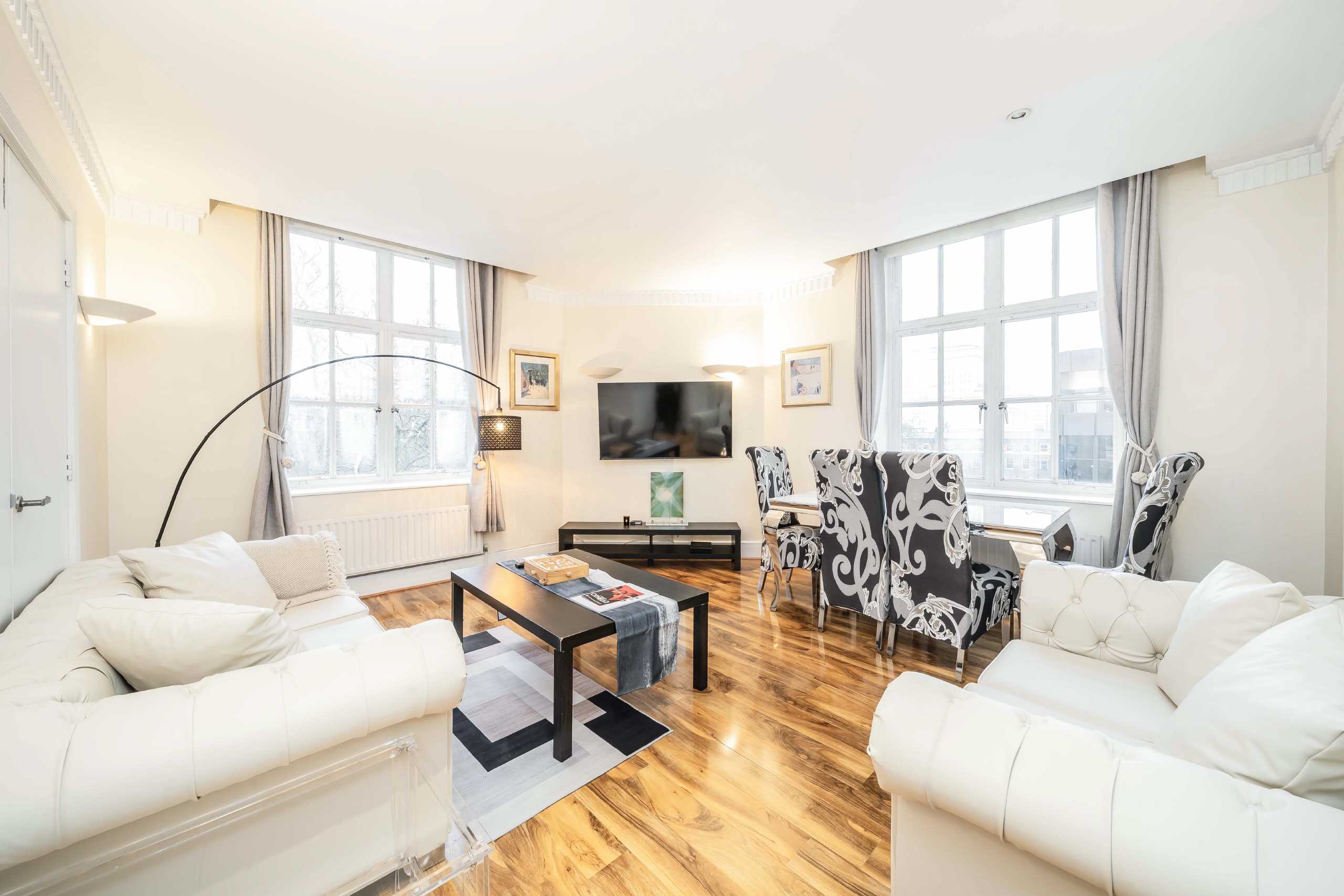Flat Russell Square in Greater London