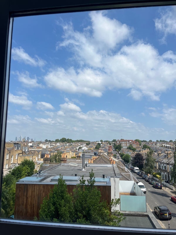 Room Salcott Road in Greater London