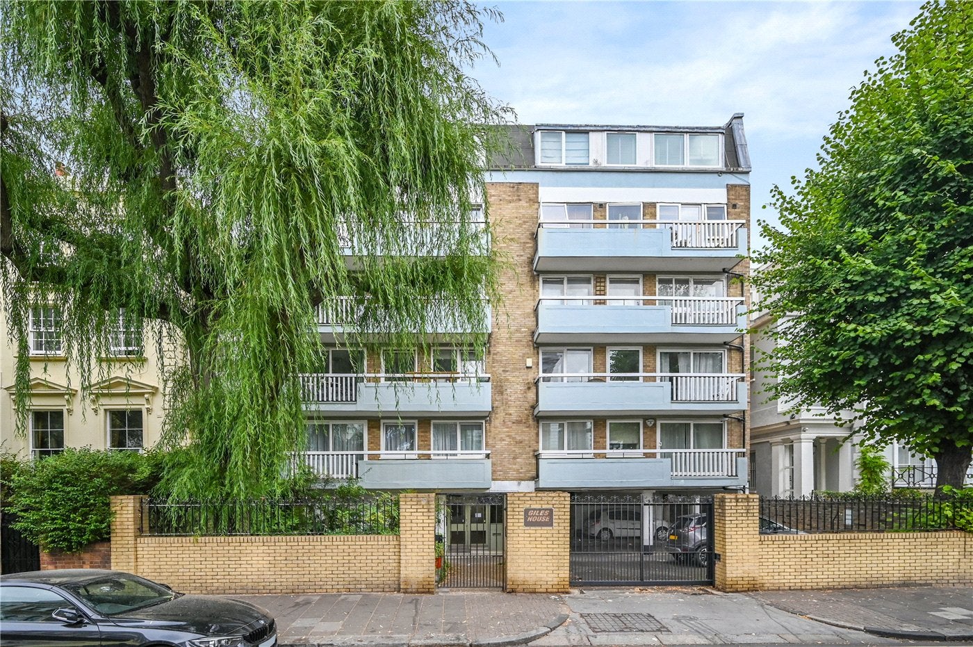 Flat Westbourne Grove in City of Westminster