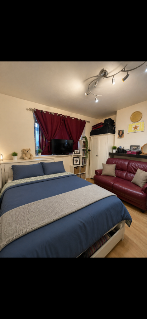 Flat The Close in Greater London