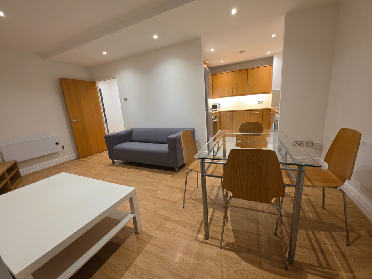 Flat Gerry Raffles Square in Greater London