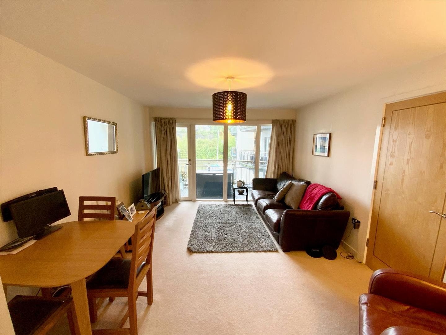 Flat Cogan Spur in Cardiff