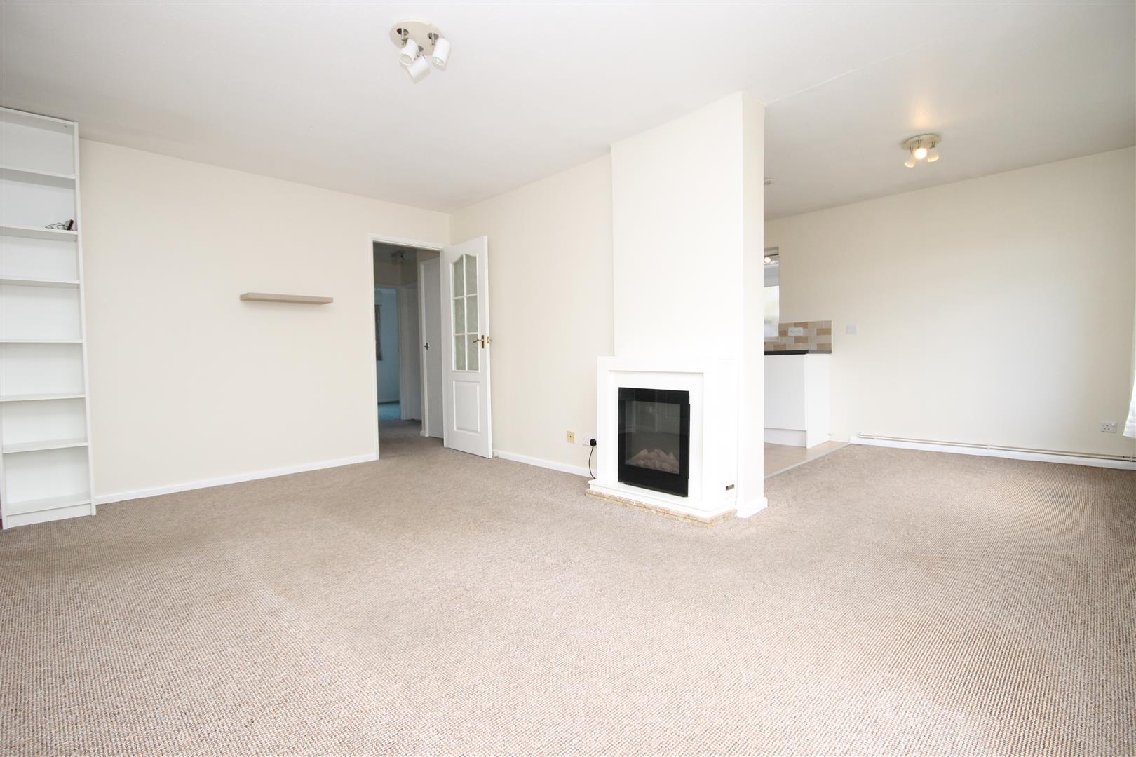House Chine Close in Freshwater