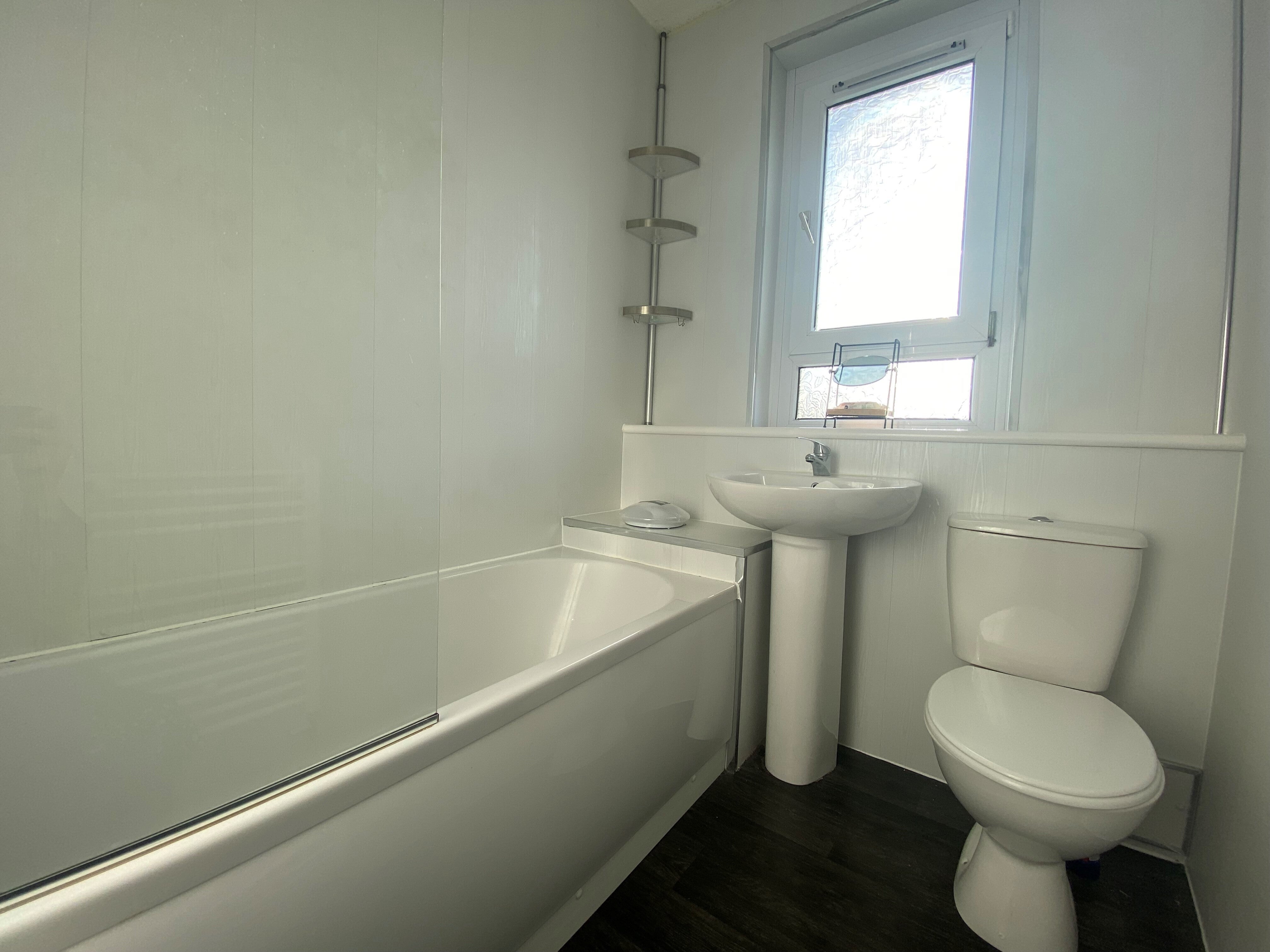Flat Meikle Earnock Road in Hamilton