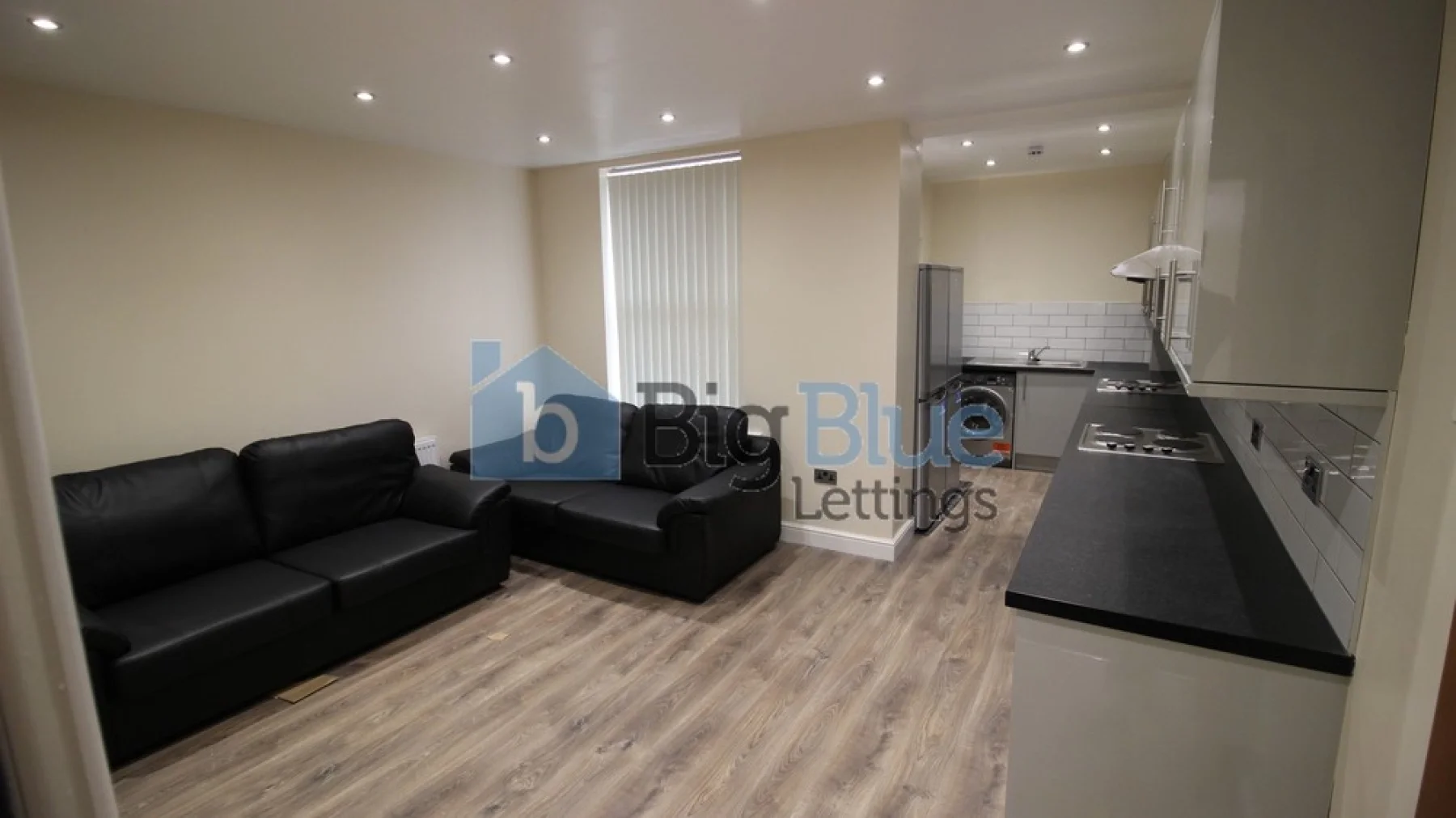 Flat Back Hessle Mount in Leeds