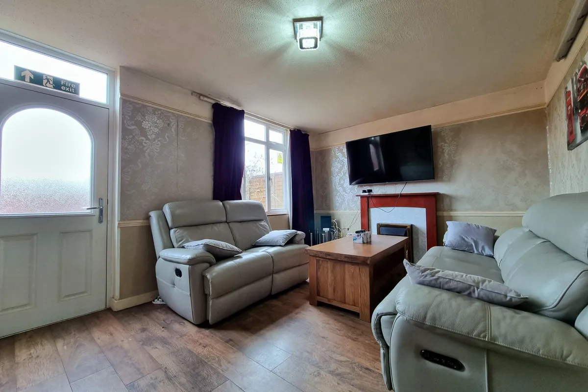 House Warwick Way in Charnwood