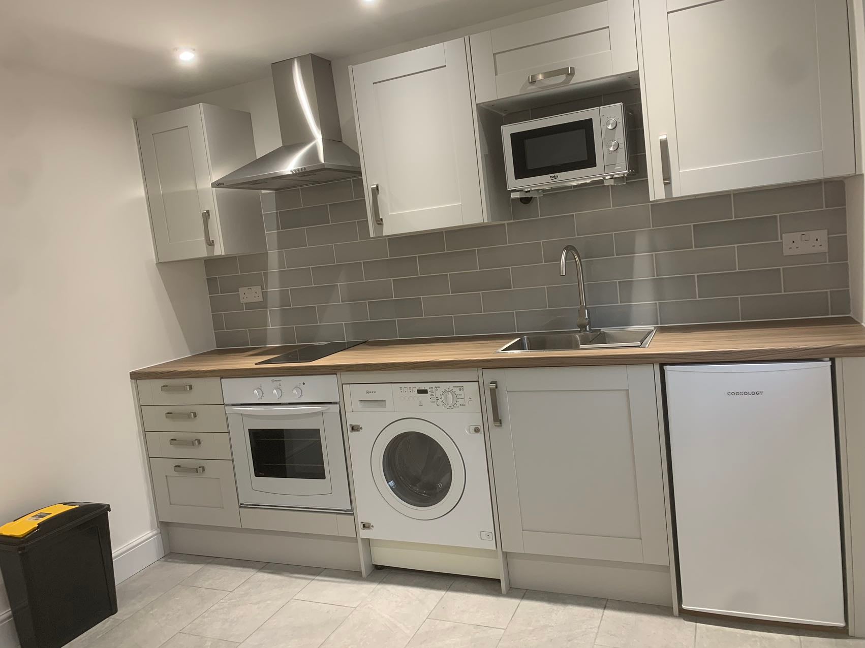 Flat Derwent Avenue in Greater London