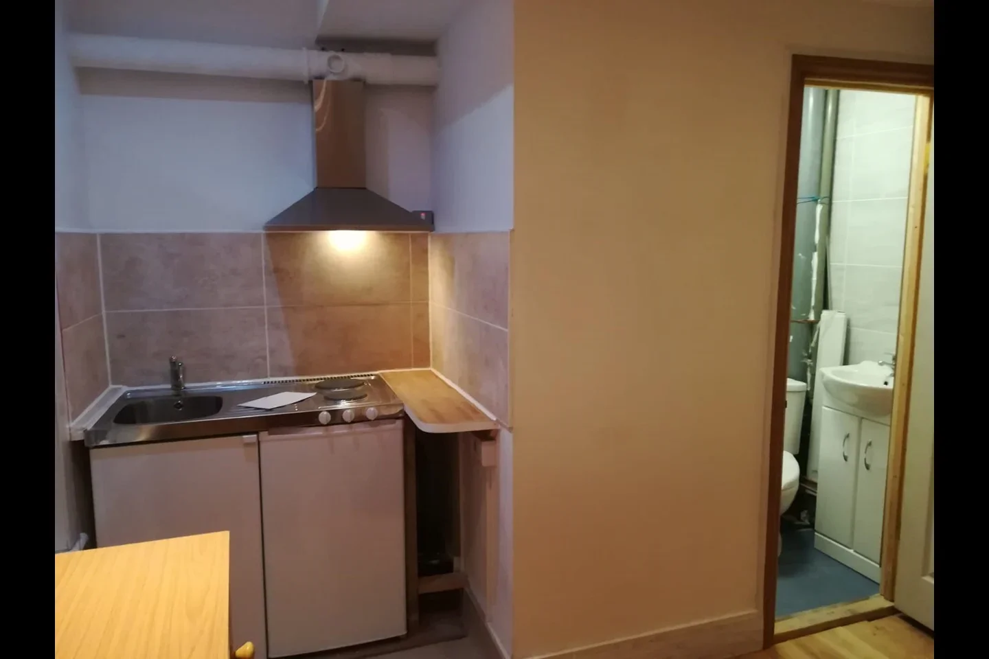 Room Albert Square in Greater London