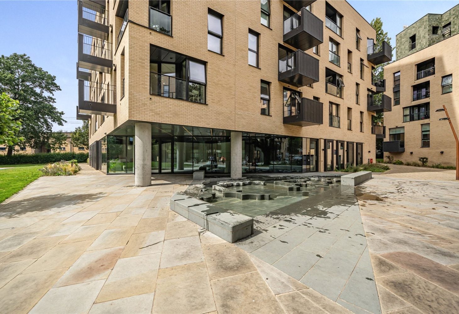Flat Burgess Springs in Chelmsford