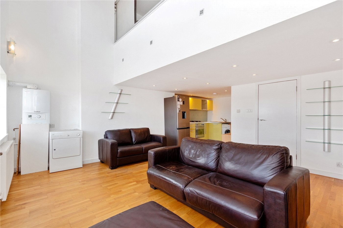 Flat Gatton Road in Greater London