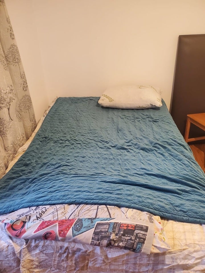 Room Beatrice Road in Greater London