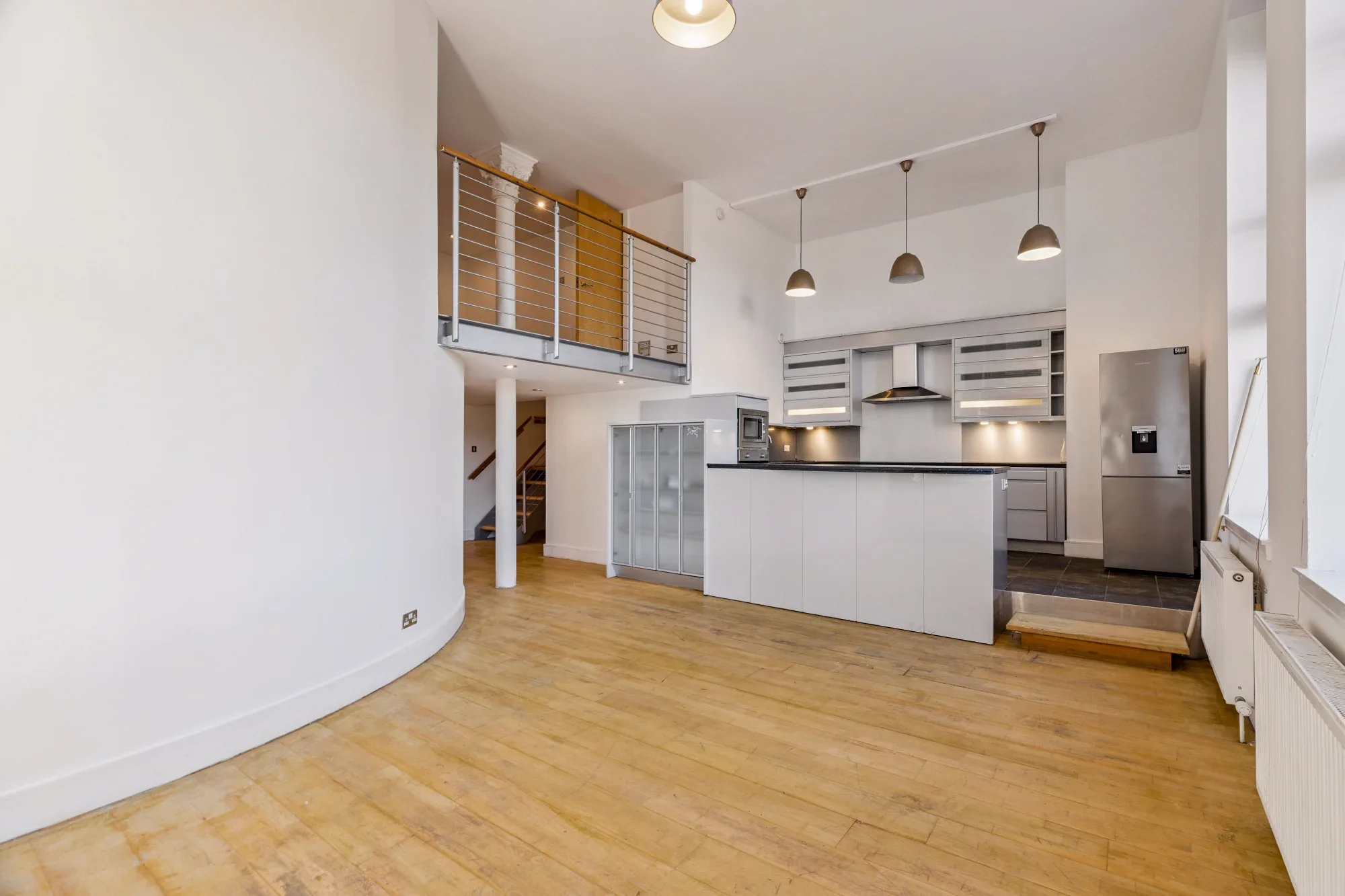 Flat Morrison Street in Glasgow