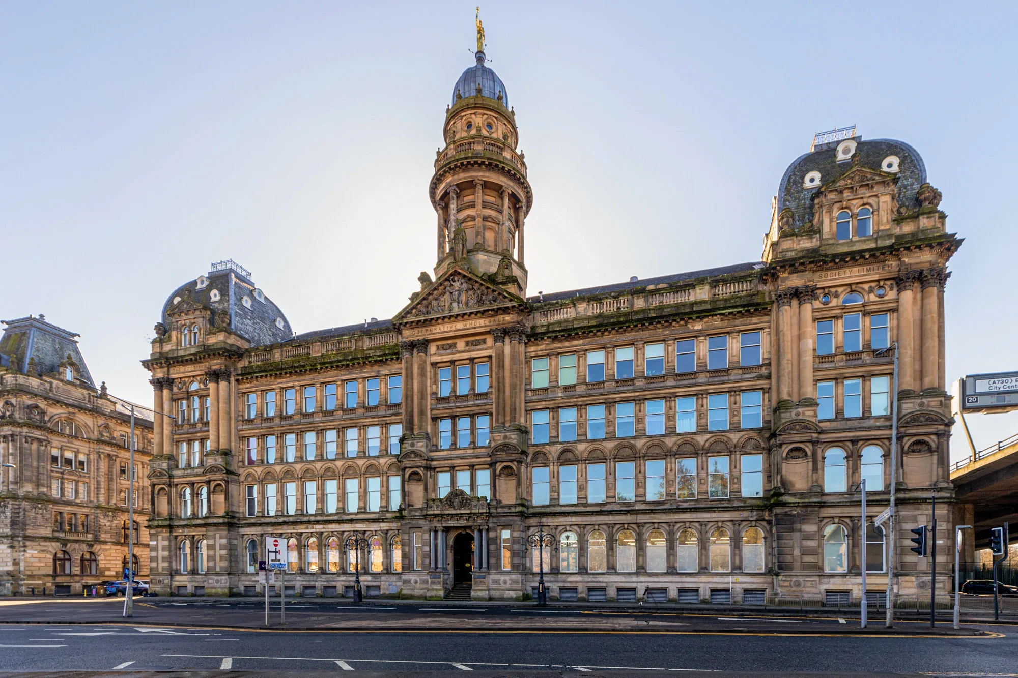 Flat Morrison Street in Glasgow