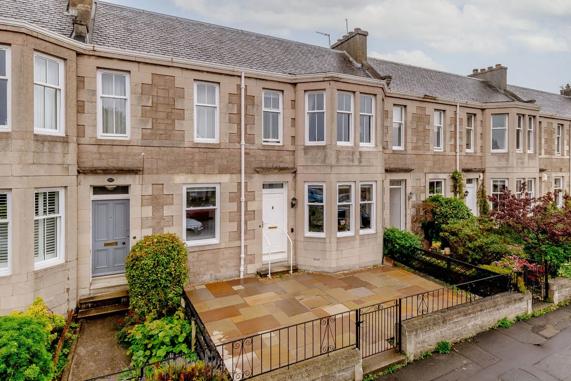 Flat Netherby Road in City of Edinburgh