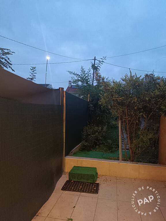 Room Place des Onze Arpents in Villejuif