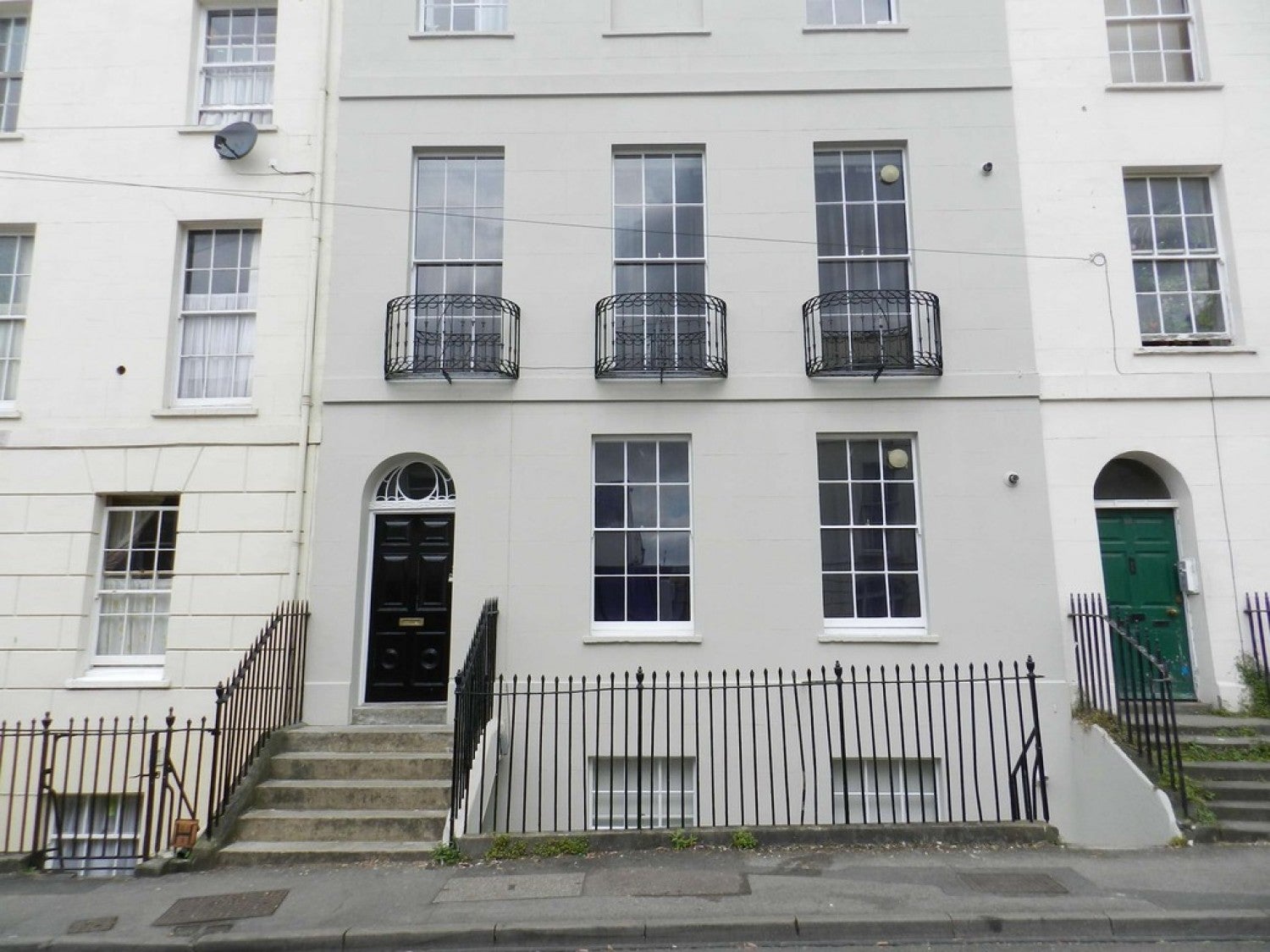 Flat Grosvenor Street in Cheltenham