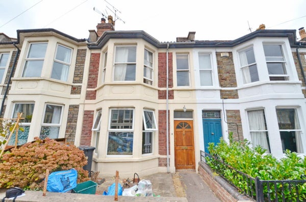 House Dongola Road in Bristol