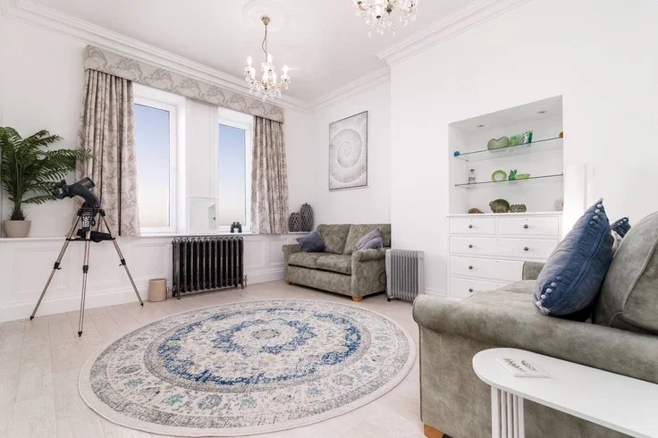Flat Argyle Road in Whitby