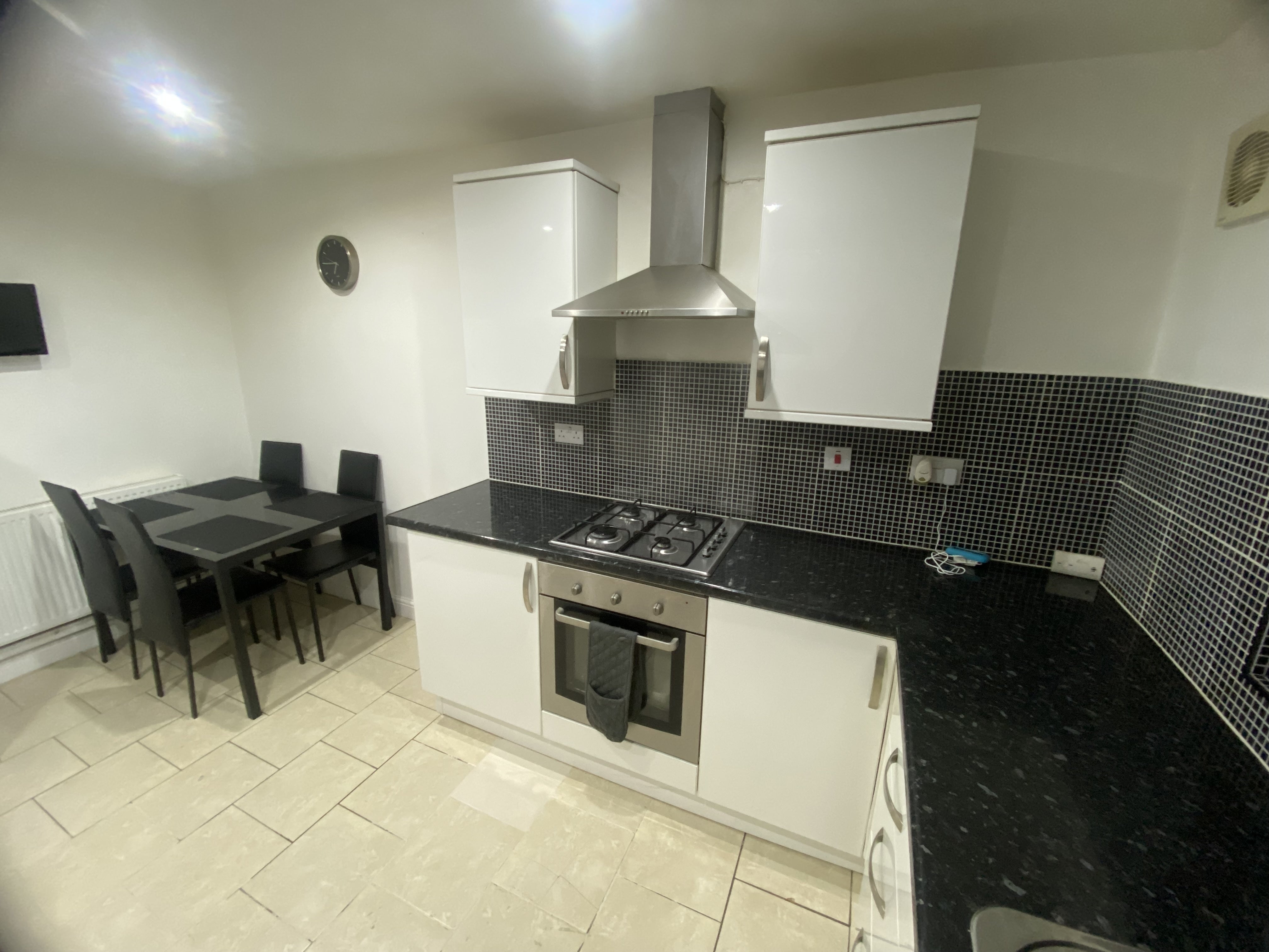 Flat Arton Croft in Birmingham