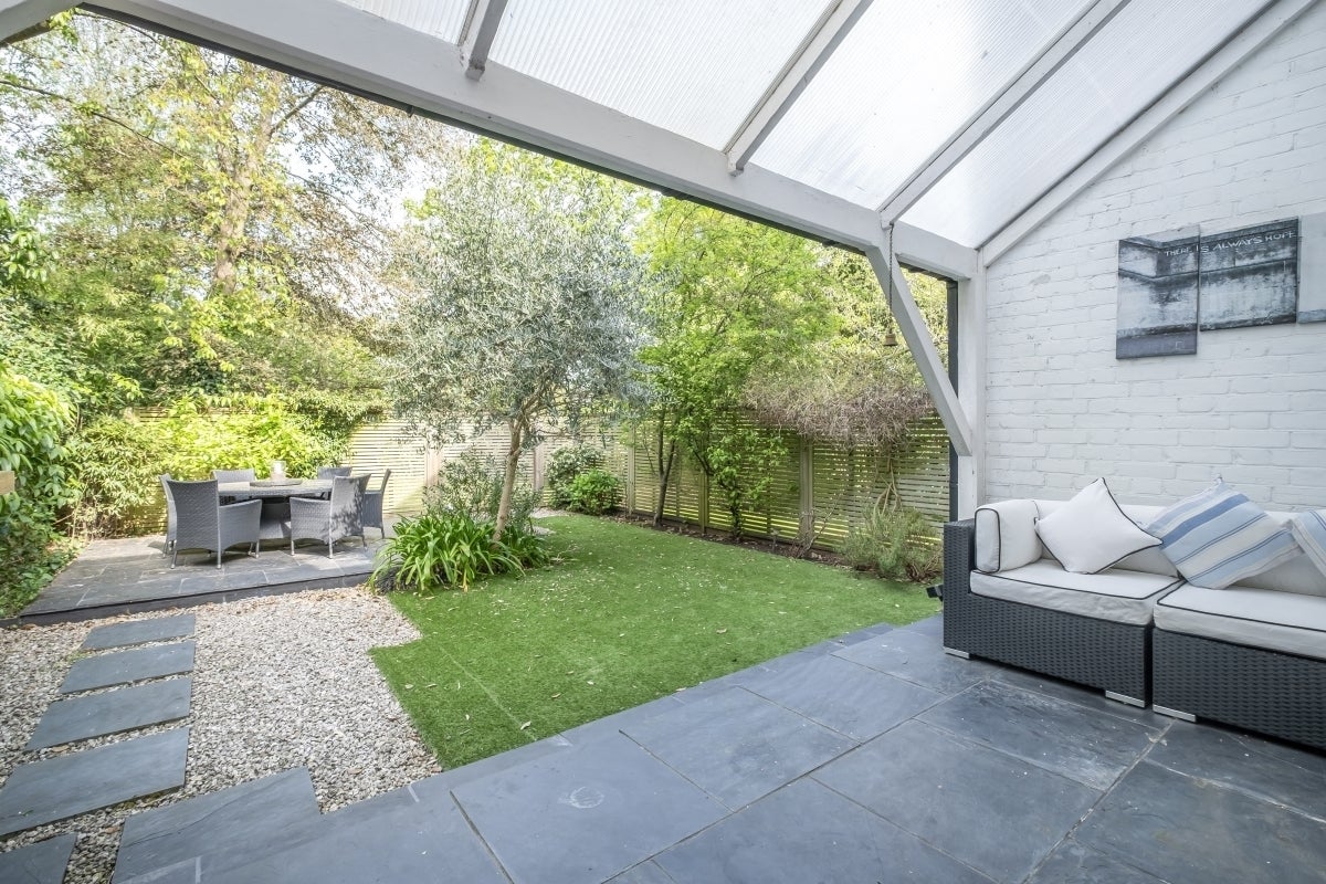 Flat West Hill in Greater London