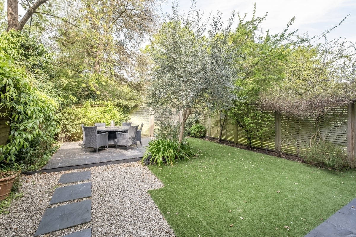 Flat West Hill in Greater London