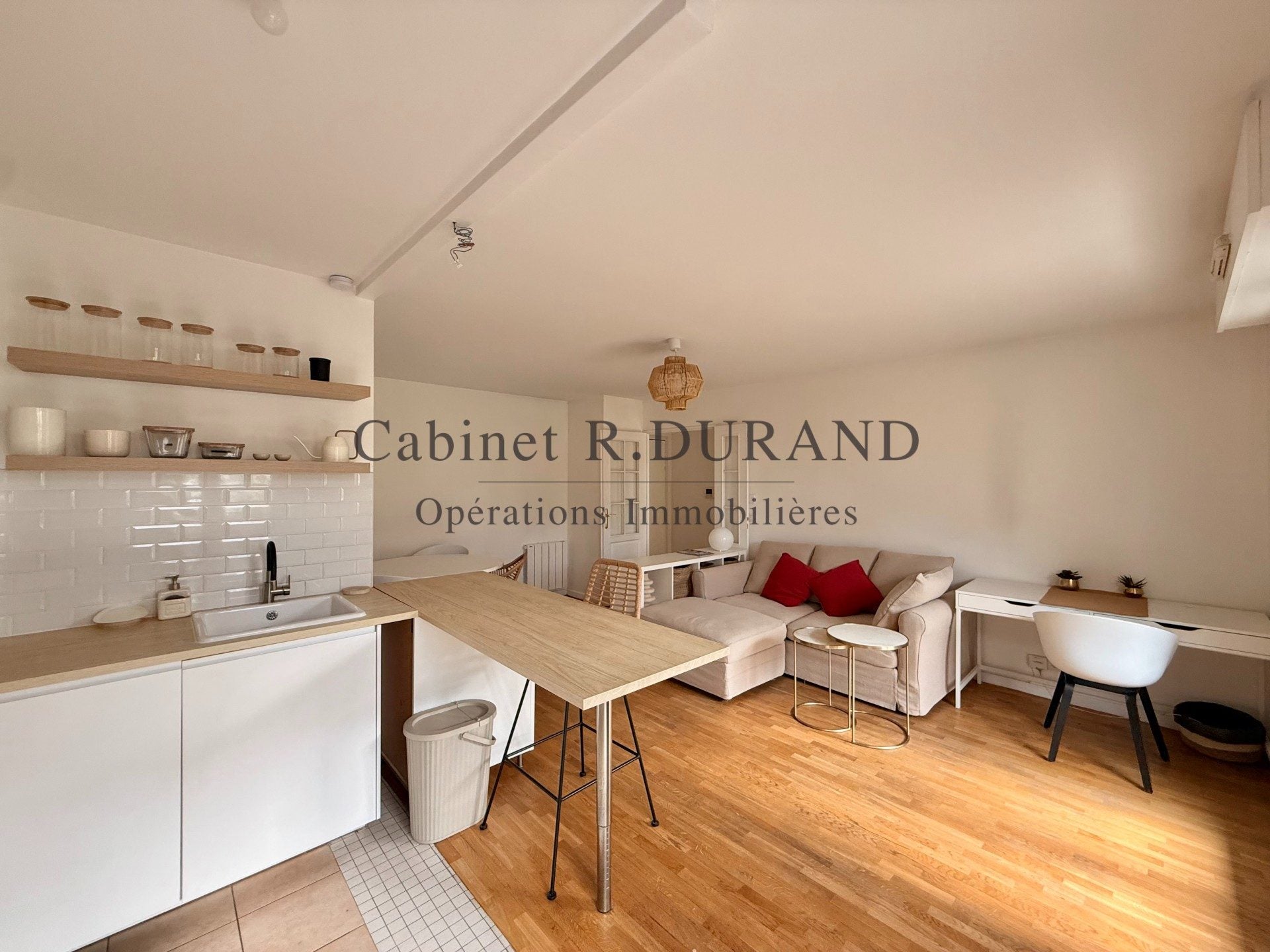 Flat Allée Saint-Hubert in La Garenne-Colombes