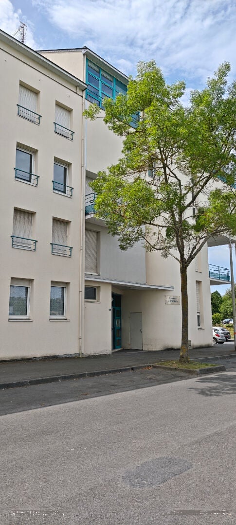 Room Rue René Cassin in Caen