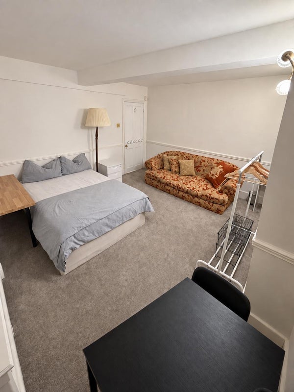 Room Shortlands Road in Greater London