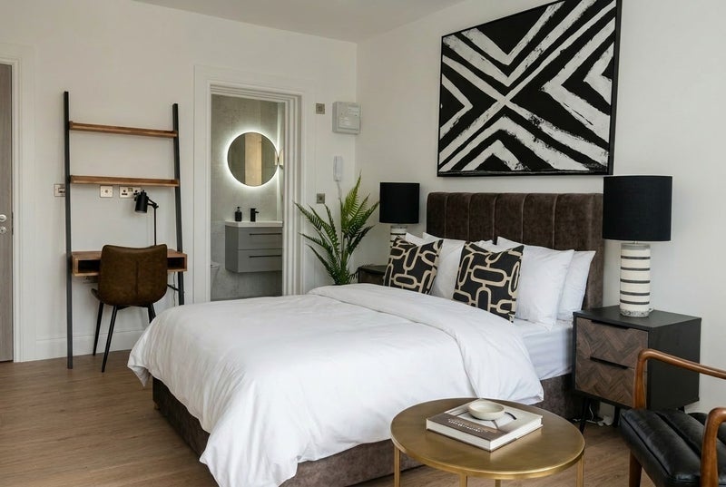 Flat Gaskell Road in Trafford