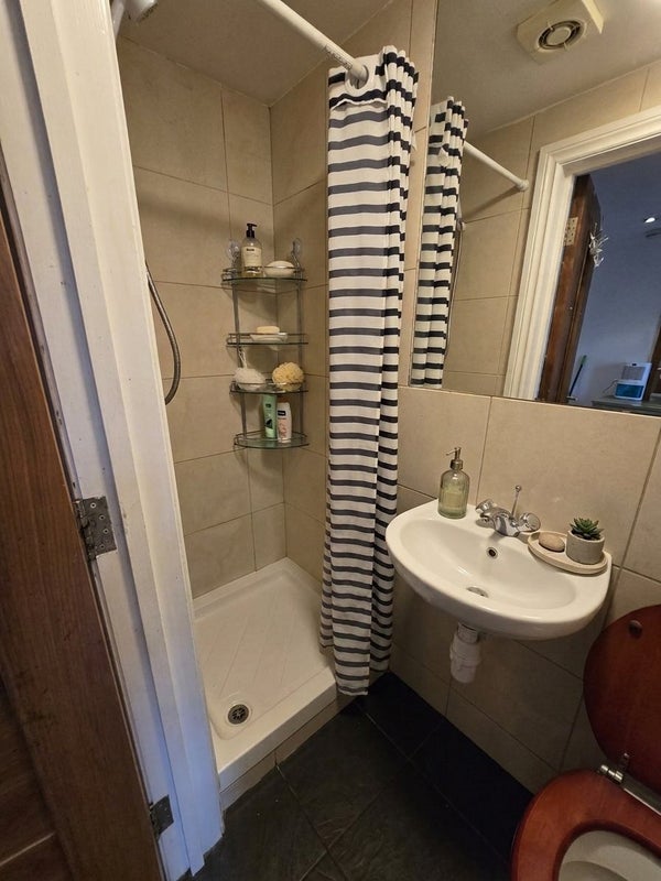 Flat Mansell Road in Greater London