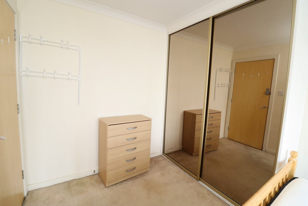 Room Globe Road in Greater London