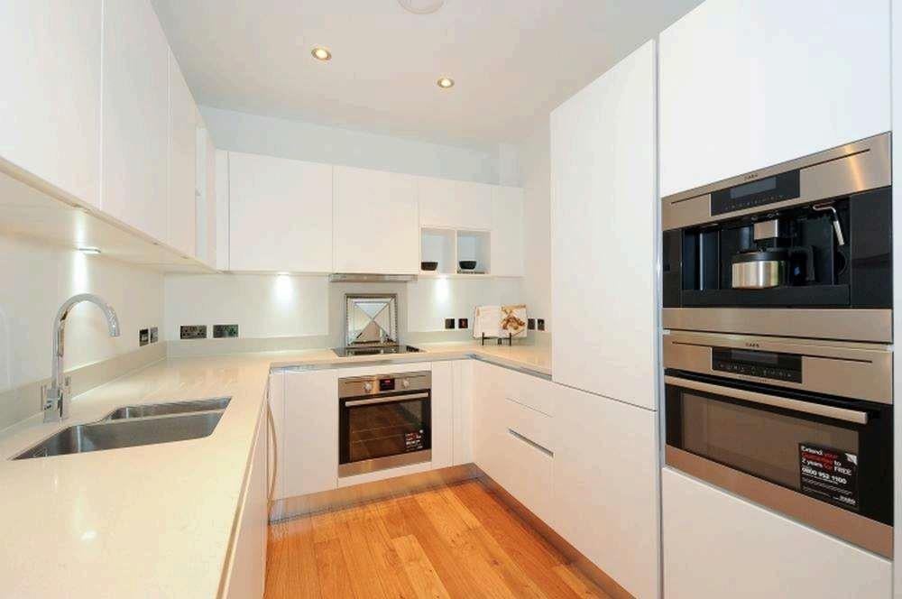 Flat Finchley Road in Greater London