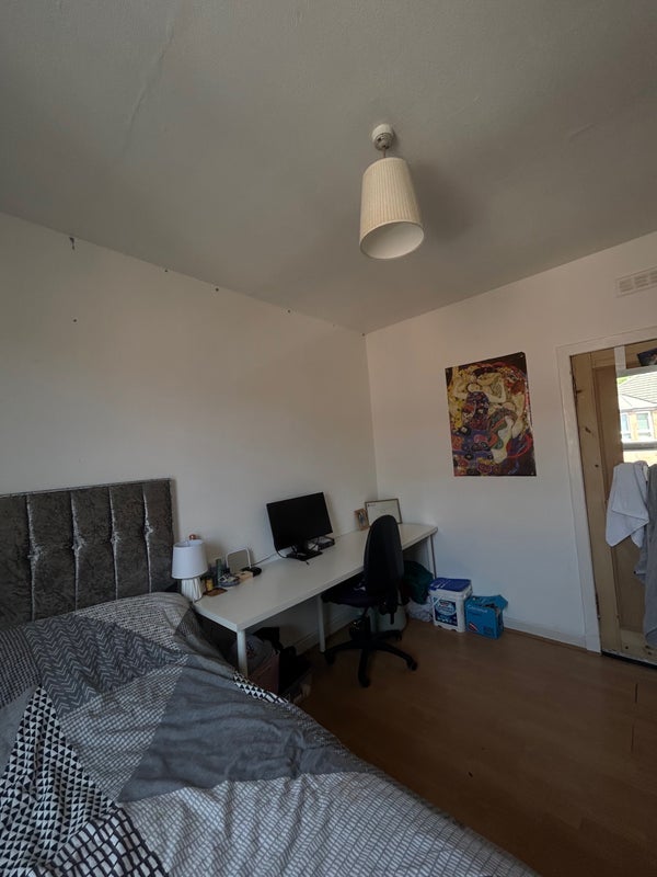 Room Earl Street in Glasgow